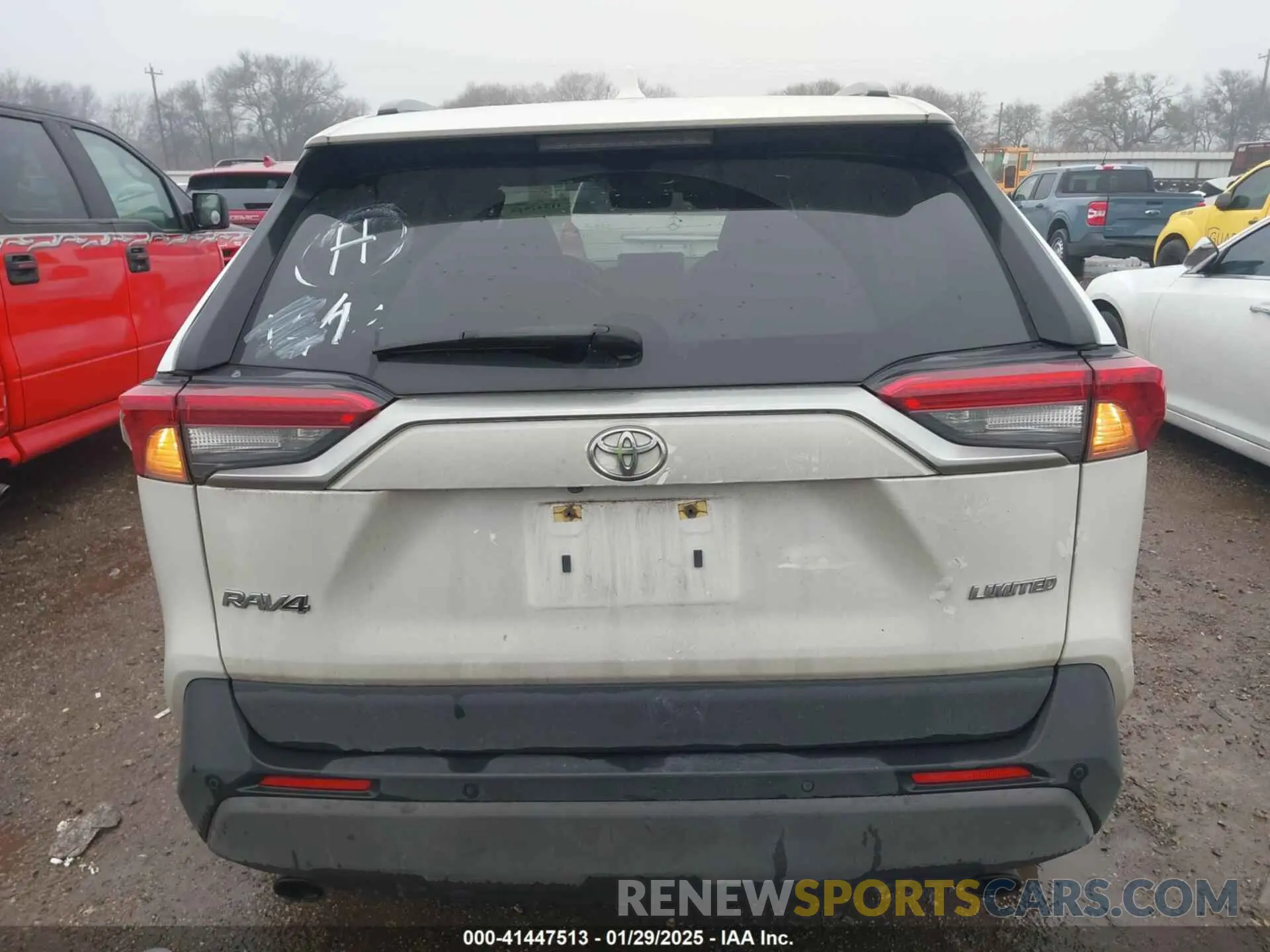 16 Фотография поврежденного автомобиля JTMY1RFV0MJ023477 TOYOTA RAV4 2021