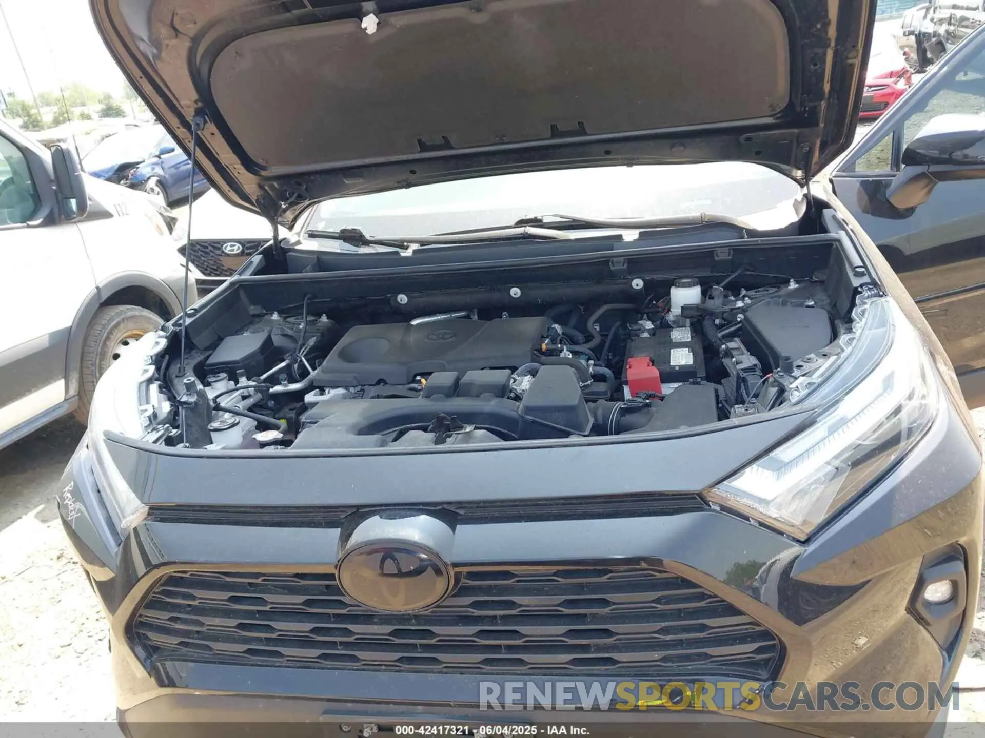 10 Photograph of a damaged car 2T3A1RFV2NC283403 TOYOTA RAV4 2022