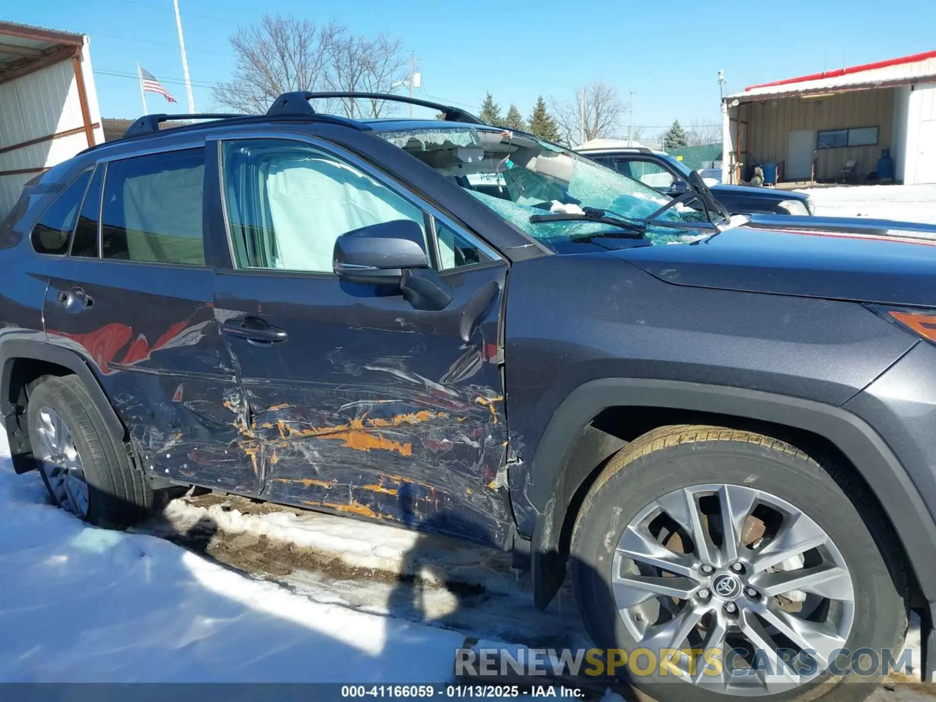 13 Photograph of a damaged car 2T3A1RFV2NC291775 TOYOTA RAV4 2022