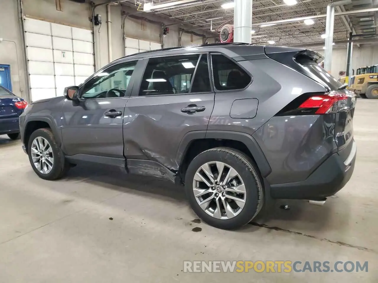 2 Photograph of a damaged car 2T3A1RFV4NC308169 TOYOTA RAV4 2022