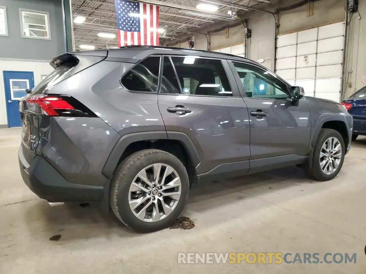 3 Photograph of a damaged car 2T3A1RFV4NC308169 TOYOTA RAV4 2022