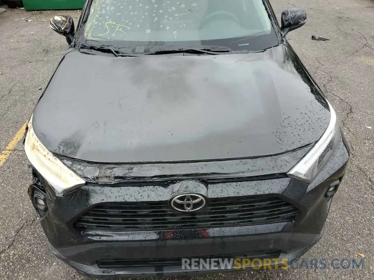 12 Photograph of a damaged car 2T3A1RFV4NW310938 TOYOTA RAV4 2022