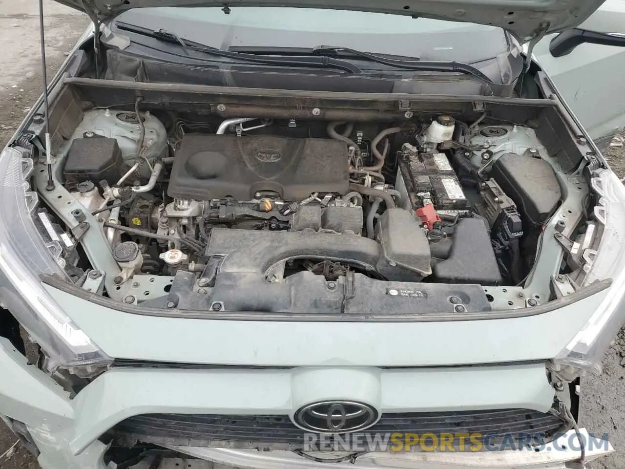 13 Photograph of a damaged car 2T3A1RFV5NW276220 TOYOTA RAV4 2022