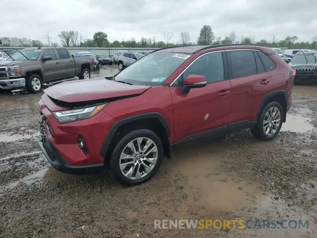 1 Photograph of a damaged car 2T3A1RFV5NW303173 TOYOTA RAV4 2022