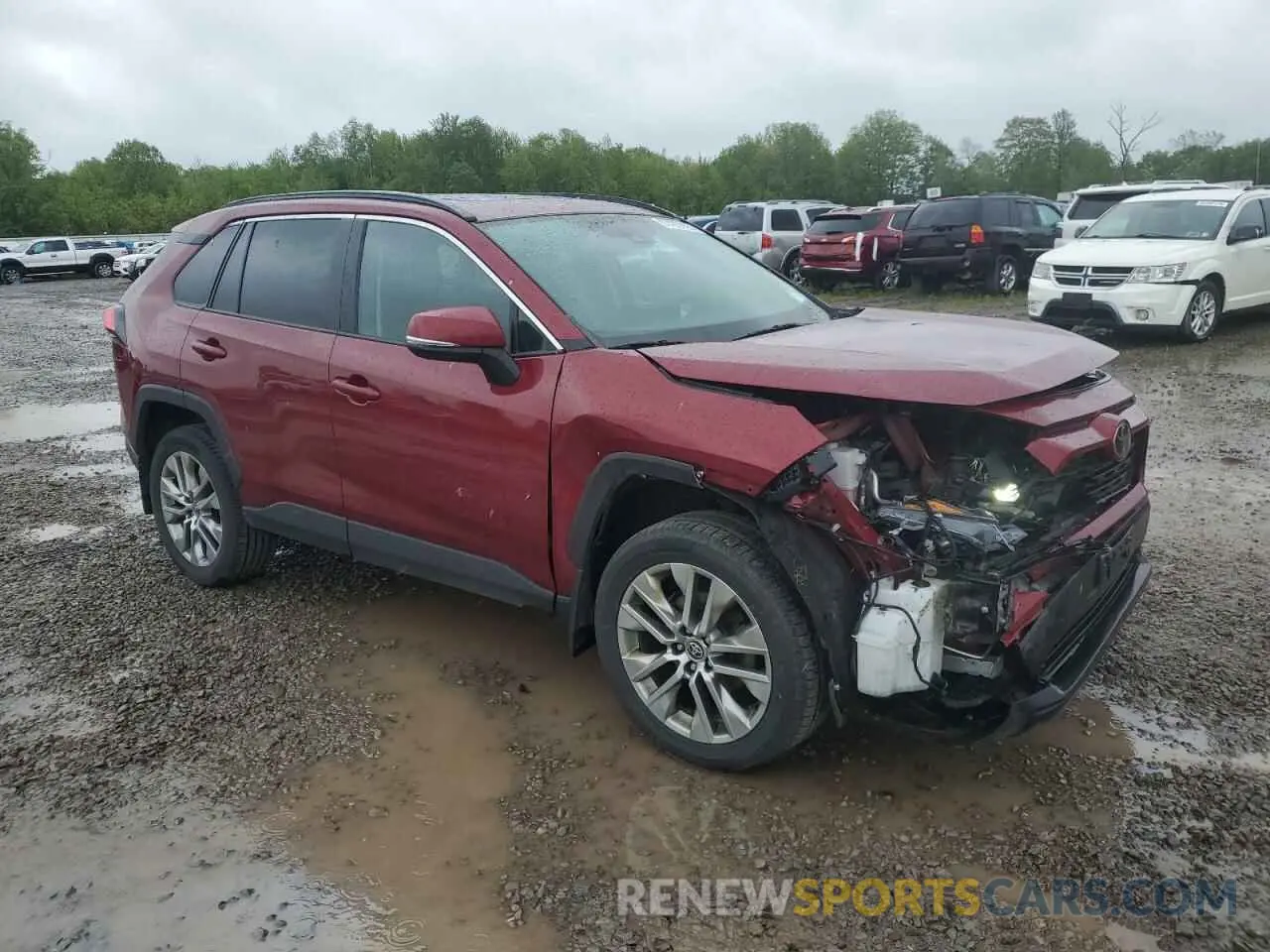 4 Photograph of a damaged car 2T3A1RFV5NW303173 TOYOTA RAV4 2022