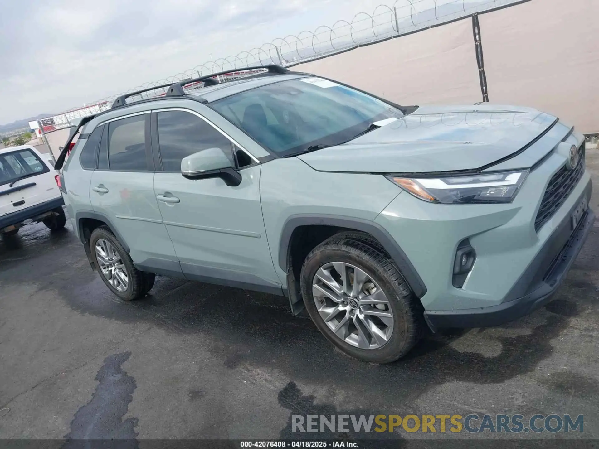13 Фотография поврежденного автомобиля 2T3A1RFV7NW256681 TOYOTA RAV4 2022