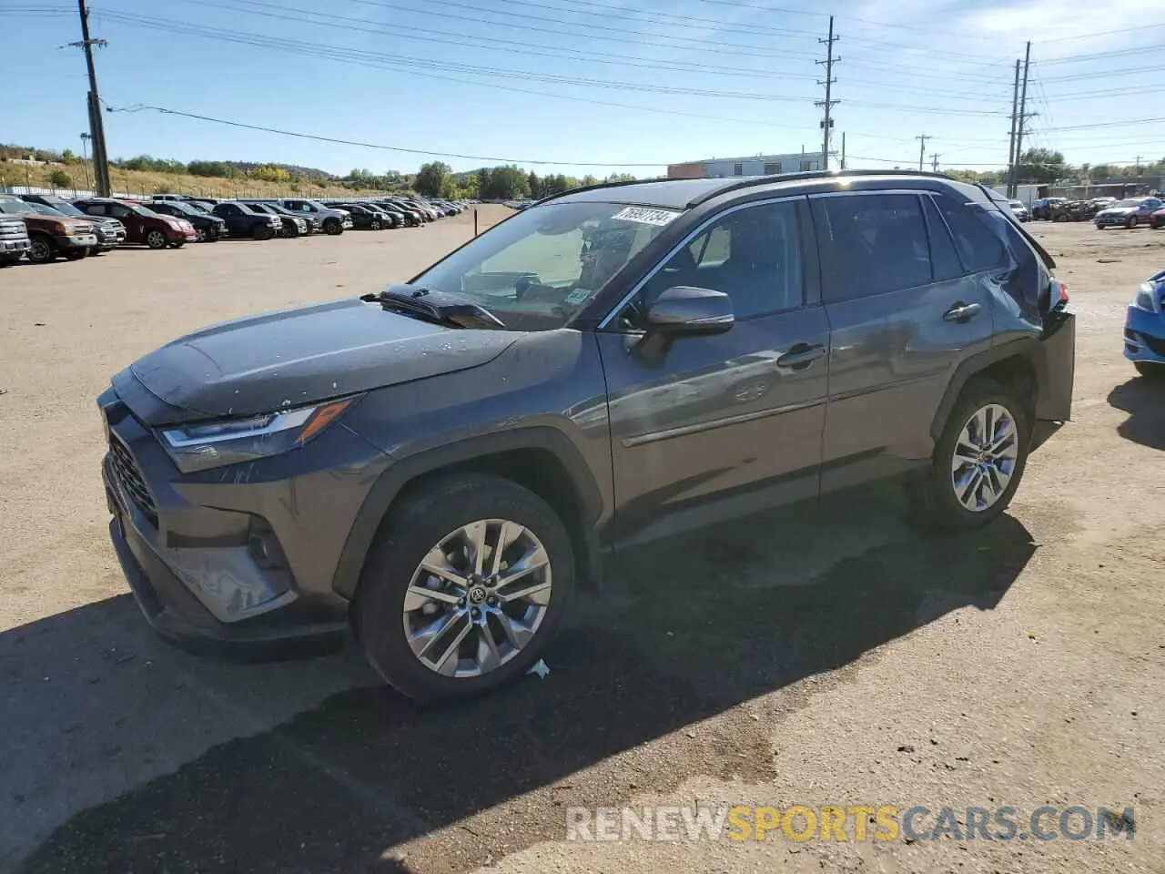 1 Photograph of a damaged car 2T3A1RFVXNW317327 TOYOTA RAV4 2022
