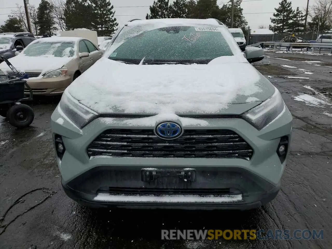 5 Photograph of a damaged car 2T3B6RFV4NW033617 TOYOTA RAV4 2022