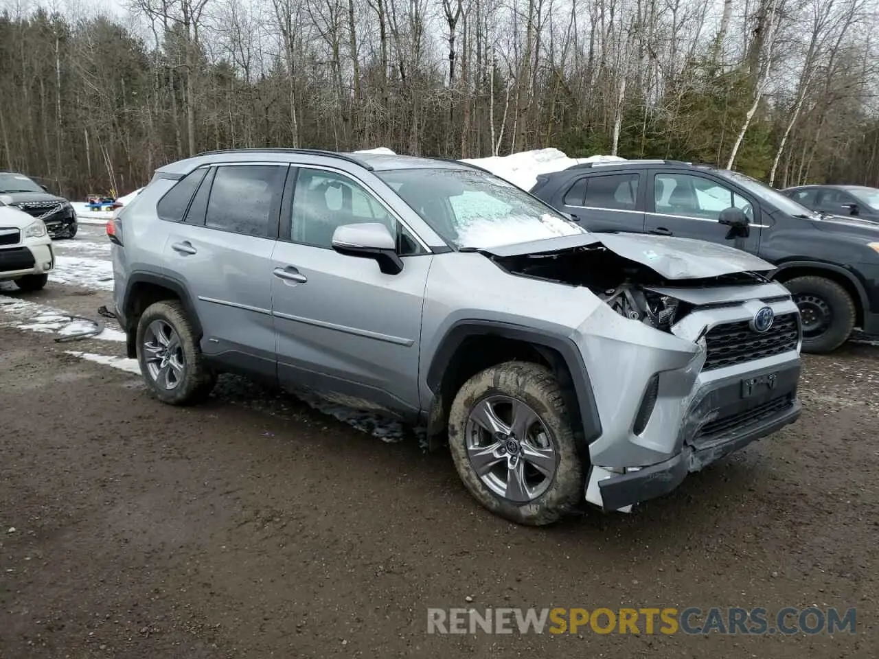 4 Photograph of a damaged car 2T3BWRFV7NW142704 TOYOTA RAV4 2022