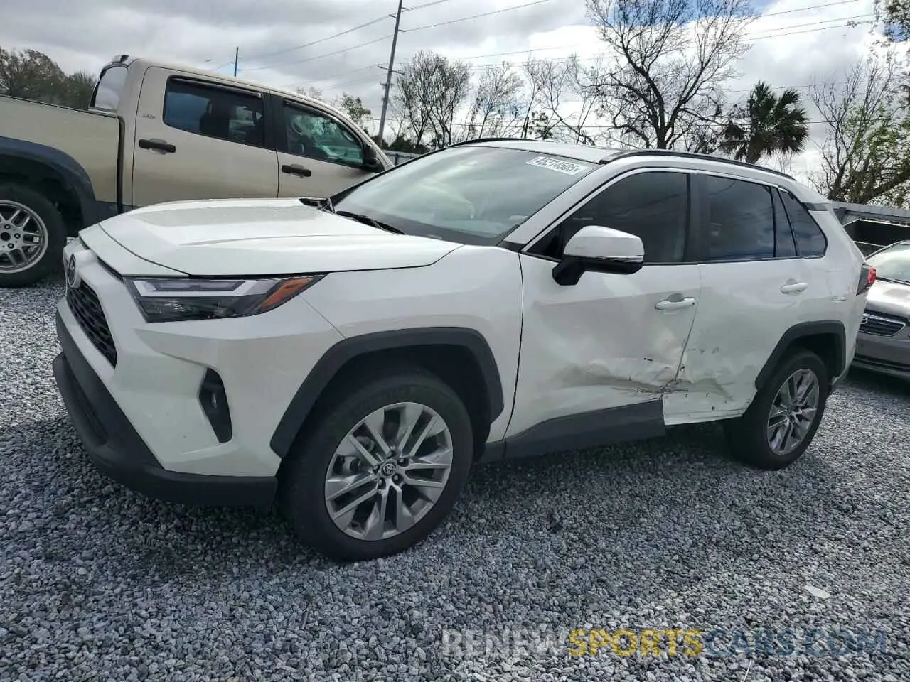 1 Photograph of a damaged car 2T3C1RFV0NW235633 TOYOTA RAV4 2022