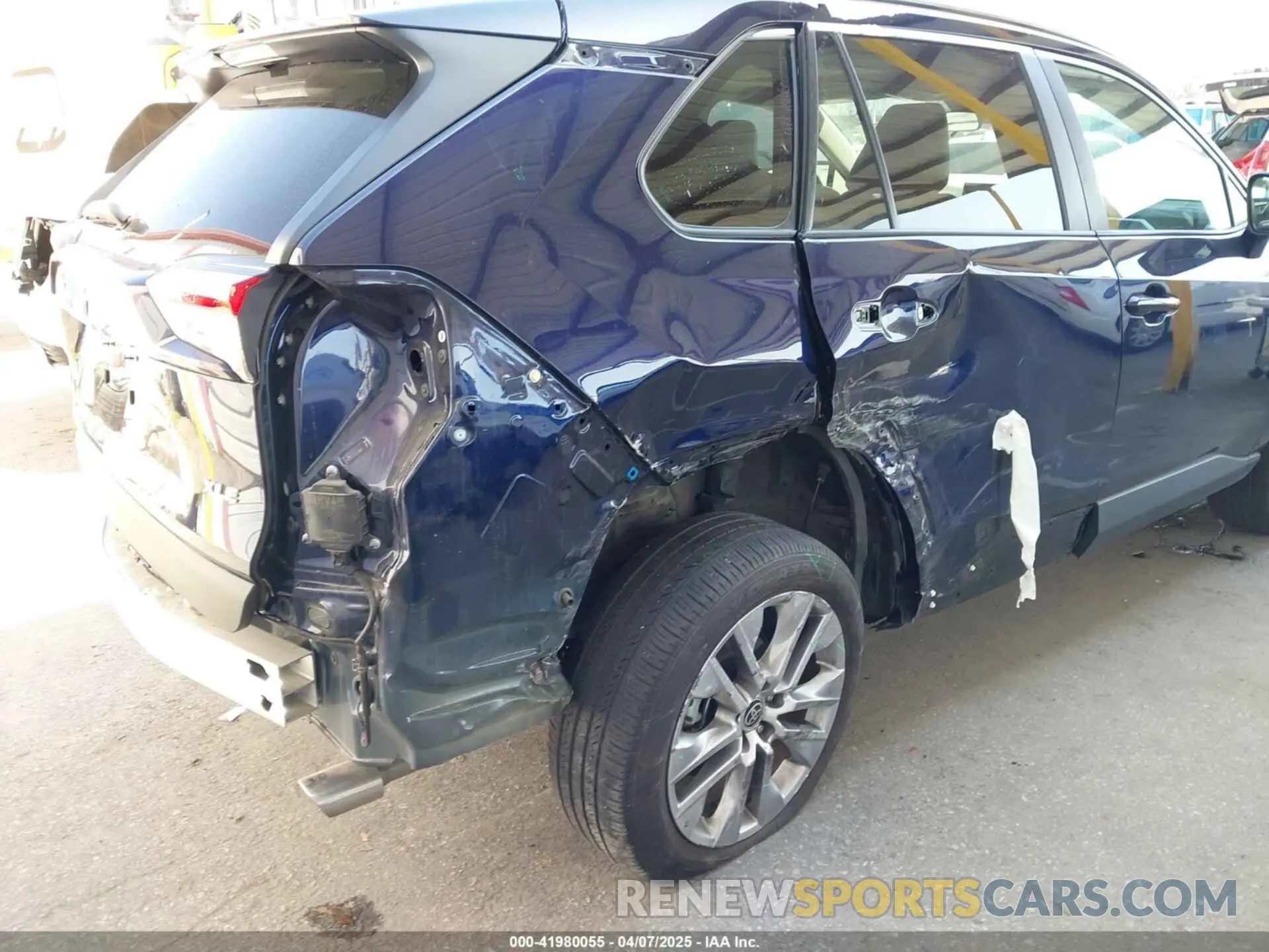 6 Фотография поврежденного автомобиля 2T3C1RFV1NW202494 TOYOTA RAV4 2022