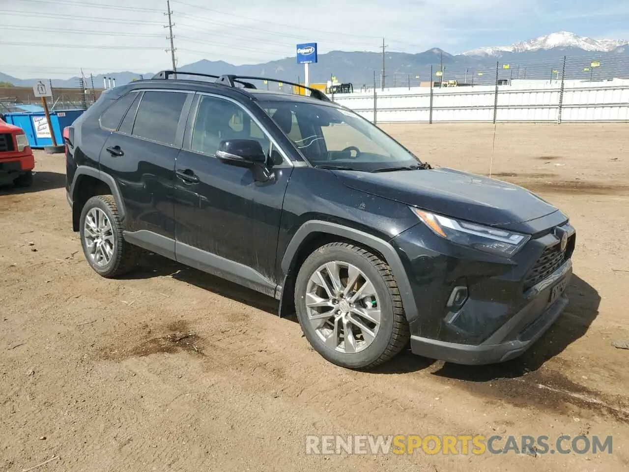 4 Photograph of a damaged car 2T3C1RFV2NC206720 TOYOTA RAV4 2022