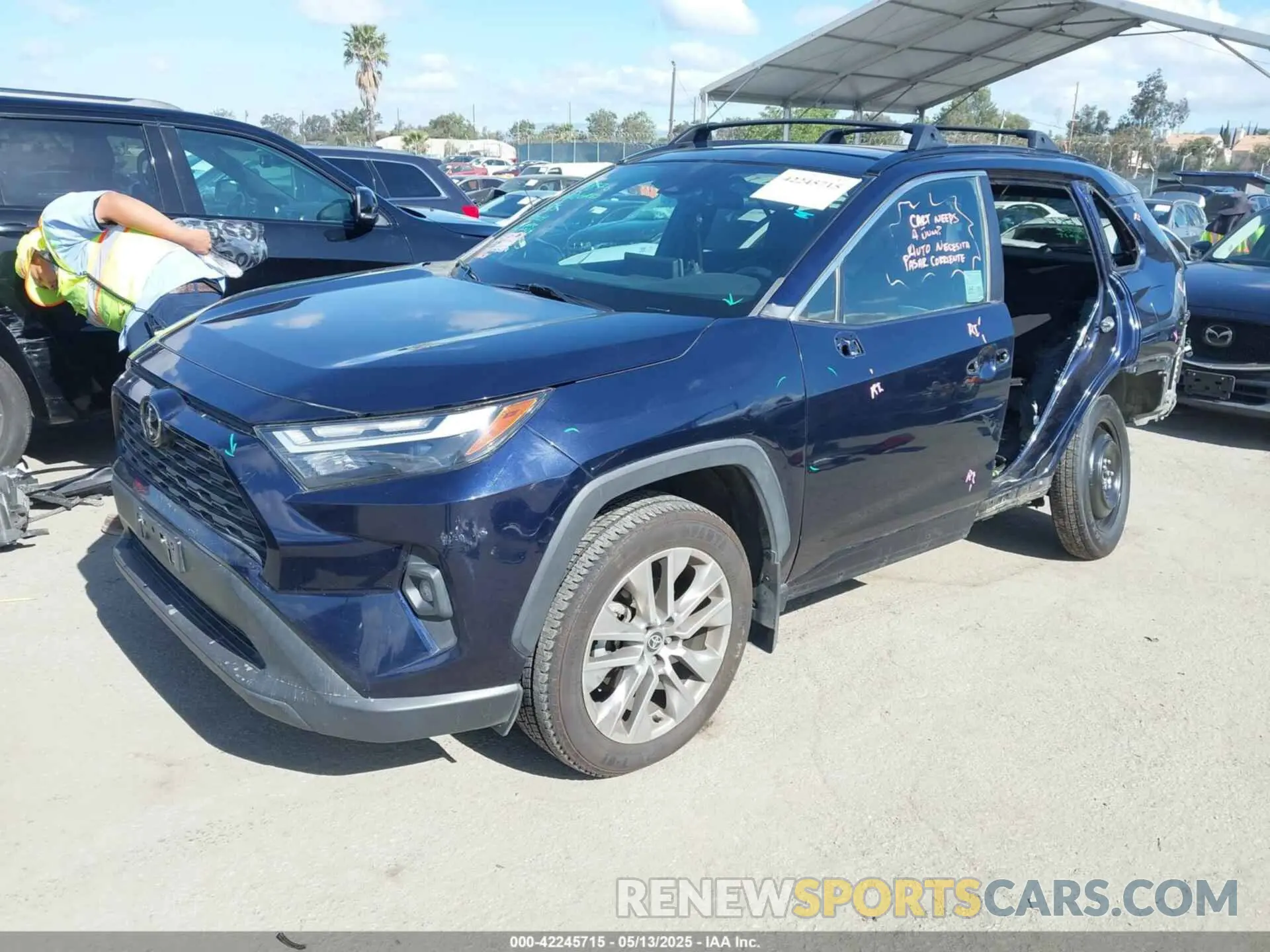 2 Photograph of a damaged car 2T3C1RFV2NW191537 TOYOTA RAV4 2022