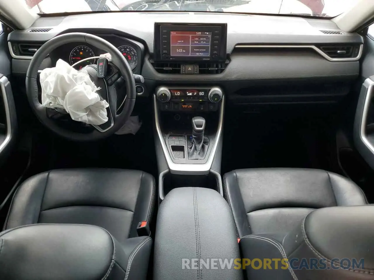 8 Photograph of a damaged car 2T3C1RFV5NW206418 TOYOTA RAV4 2022