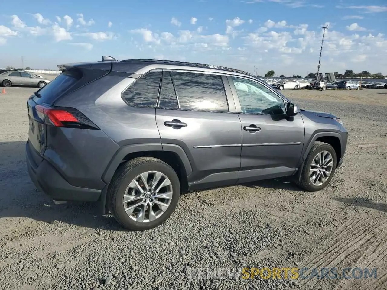 3 Фотография поврежденного автомобиля 2T3C1RFV7NC205367 TOYOTA RAV4 2022