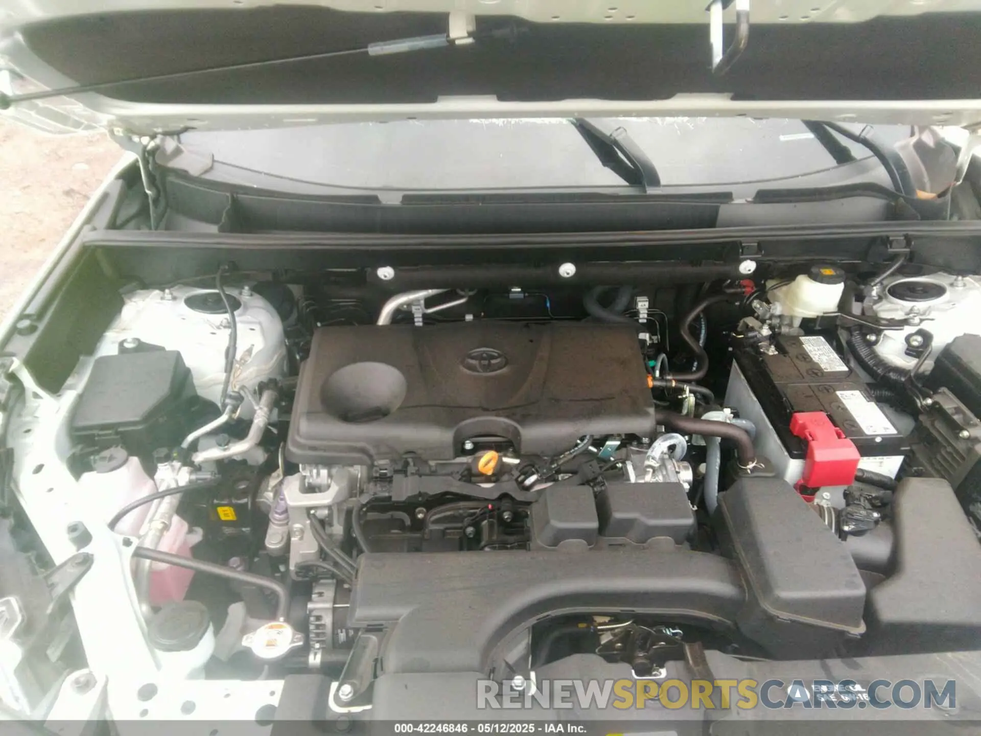 10 Photograph of a damaged car 2T3C1RFV7NW193056 TOYOTA RAV4 2022