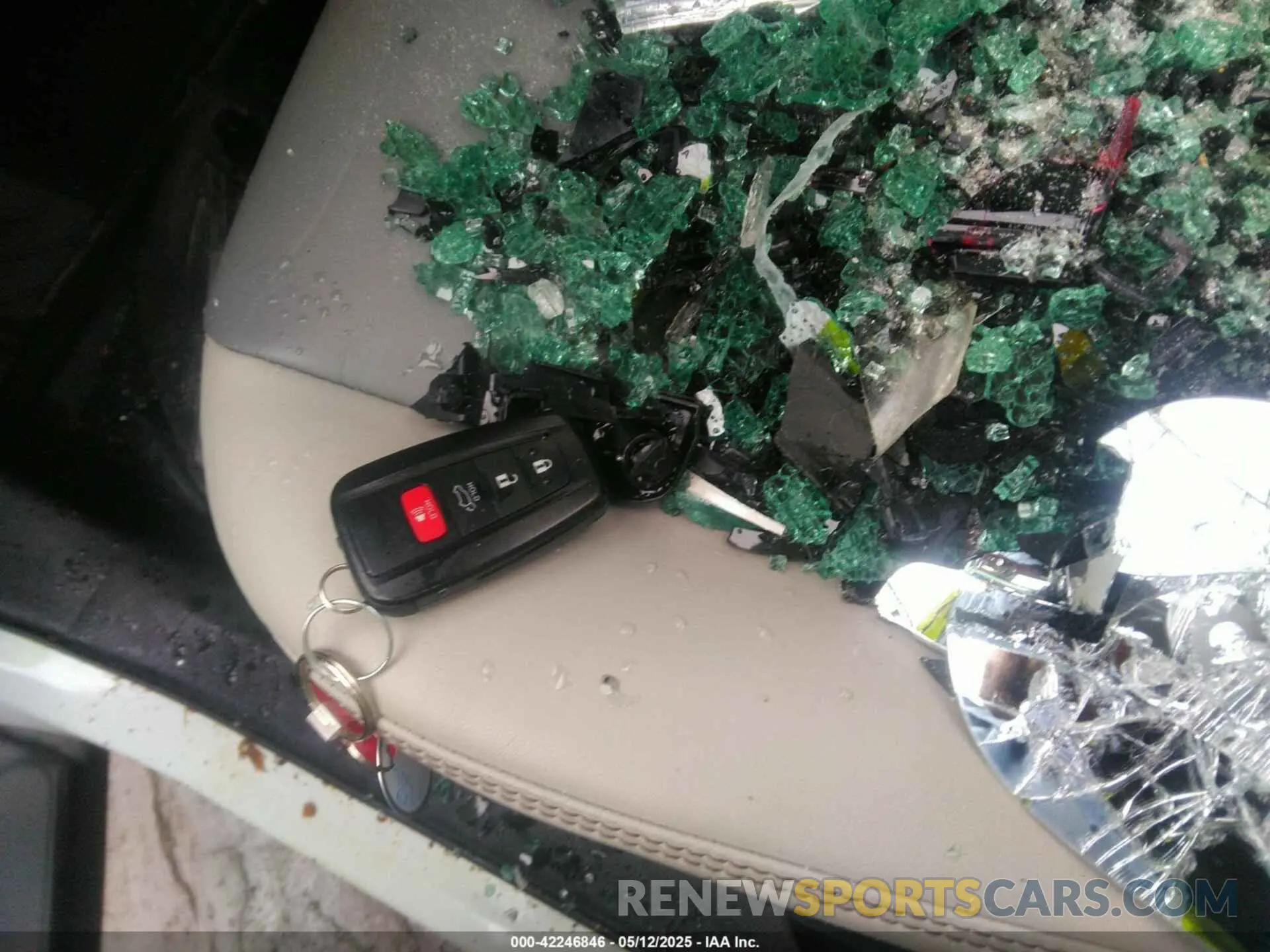 11 Photograph of a damaged car 2T3C1RFV7NW193056 TOYOTA RAV4 2022