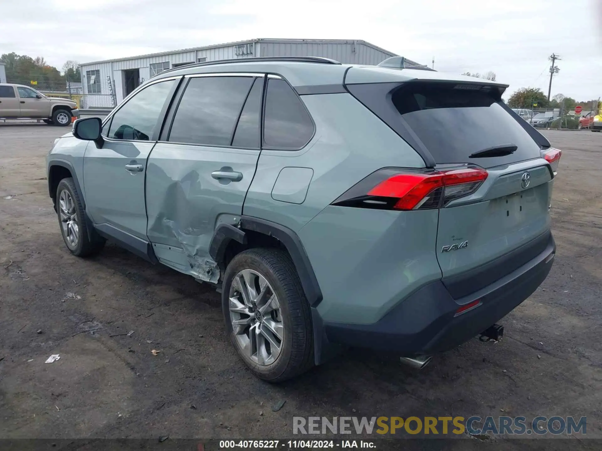 3 Photograph of a damaged car 2T3C1RFV8NW226730 TOYOTA RAV4 2022