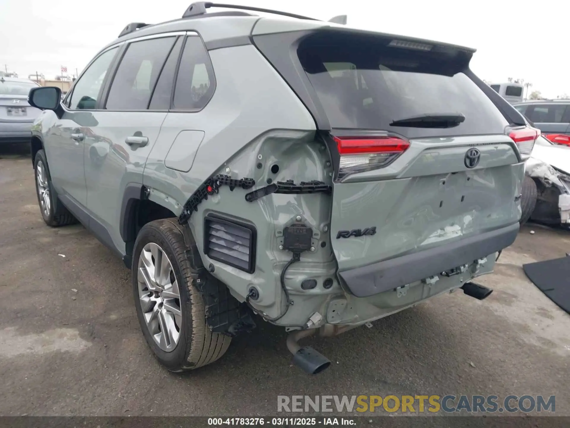 3 Фотография поврежденного автомобиля 2T3C1RFV8NW236772 TOYOTA RAV4 2022