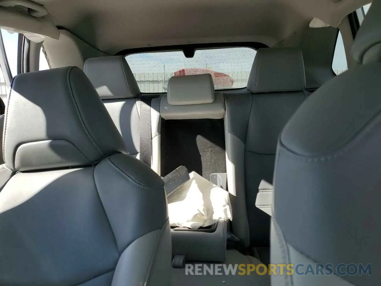 10 Photograph of a damaged car 2T3C1RFV9NC201918 TOYOTA RAV4 2022