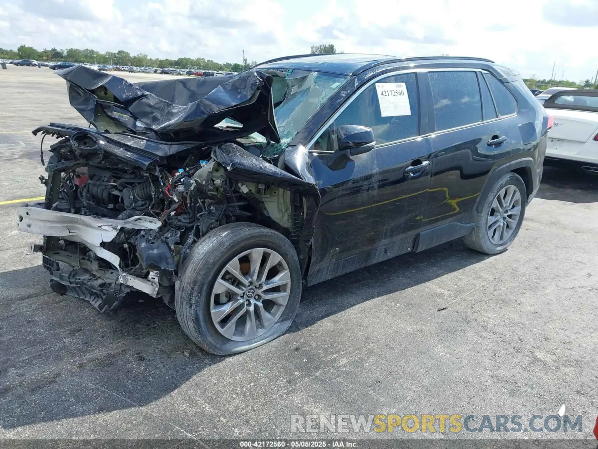 2 Photograph of a damaged car 2T3C1RFVXNC195269 TOYOTA RAV4 2022