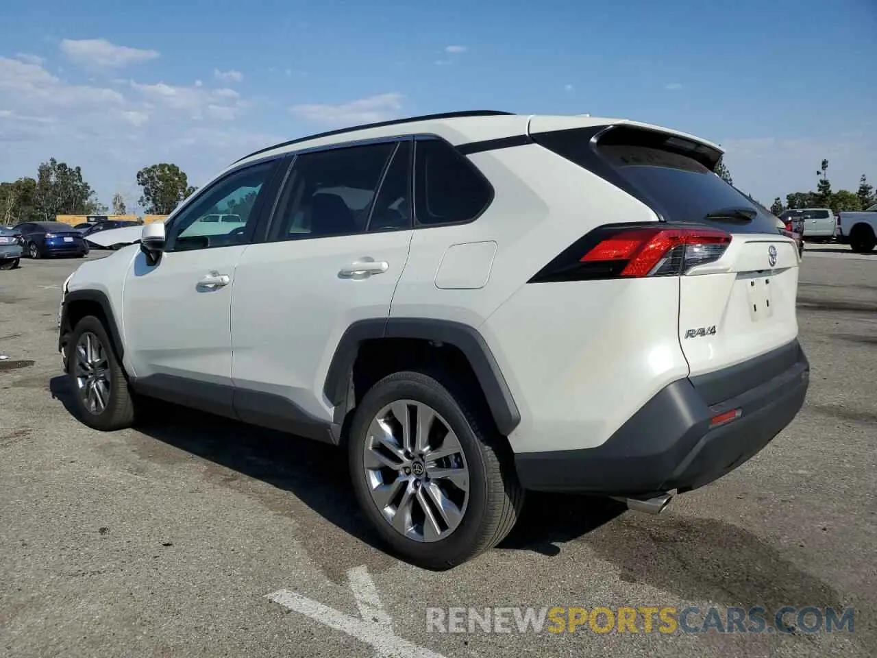2 Photograph of a damaged car 2T3C1RFVXNW229371 TOYOTA RAV4 2022