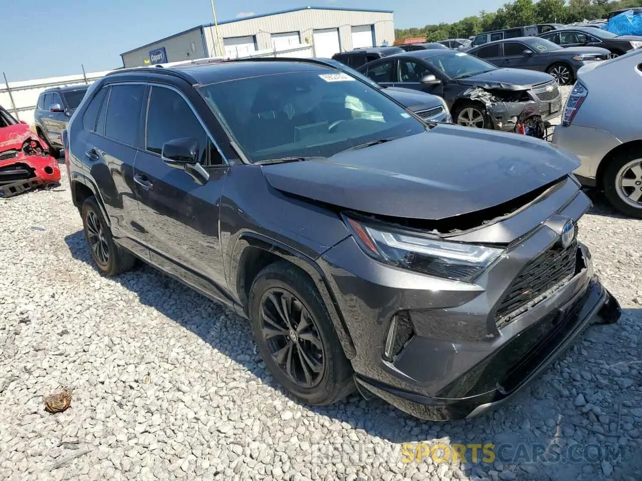 4 Photograph of a damaged car 2T3E6RFV0NW036463 TOYOTA RAV4 2022