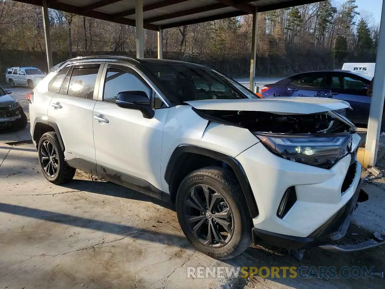 4 Фотография поврежденного автомобиля 2T3E6RFV1NW034401 TOYOTA RAV4 2022