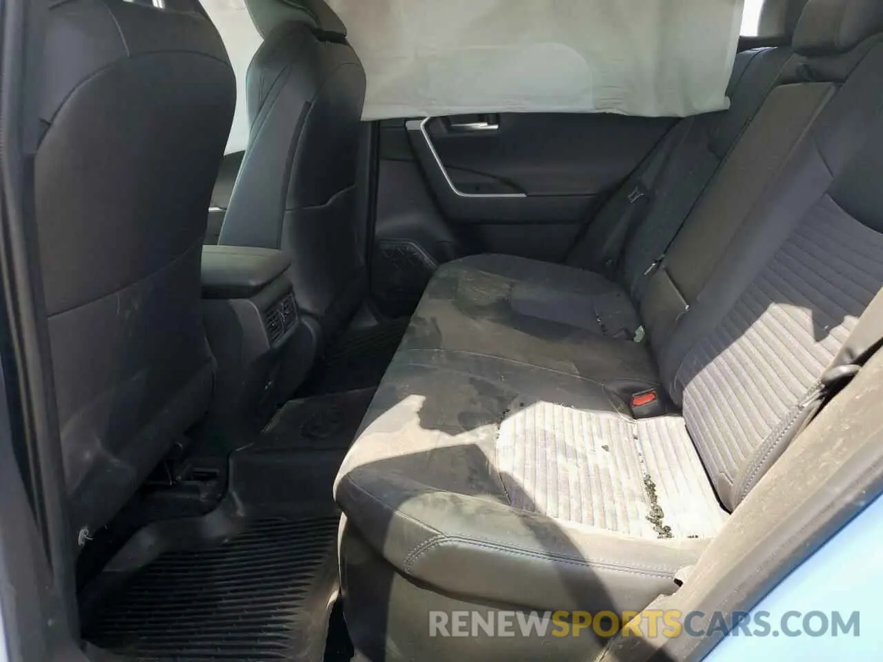 11 Фотография поврежденного автомобиля 2T3E6RFV2NW032205 TOYOTA RAV4 2022