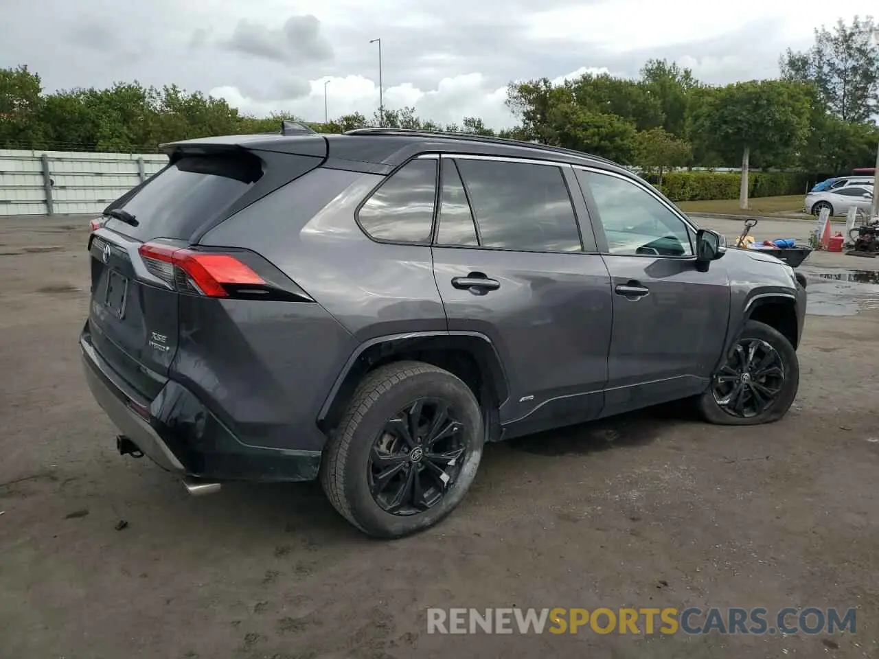 3 Фотография поврежденного автомобиля 2T3E6RFV3NW035713 TOYOTA RAV4 2022