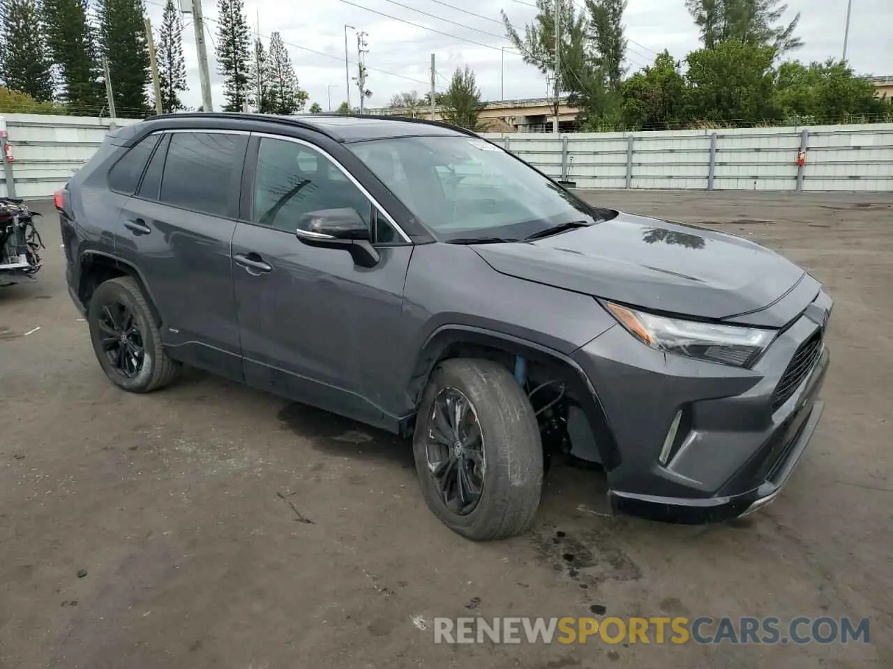 4 Фотография поврежденного автомобиля 2T3E6RFV3NW035713 TOYOTA RAV4 2022