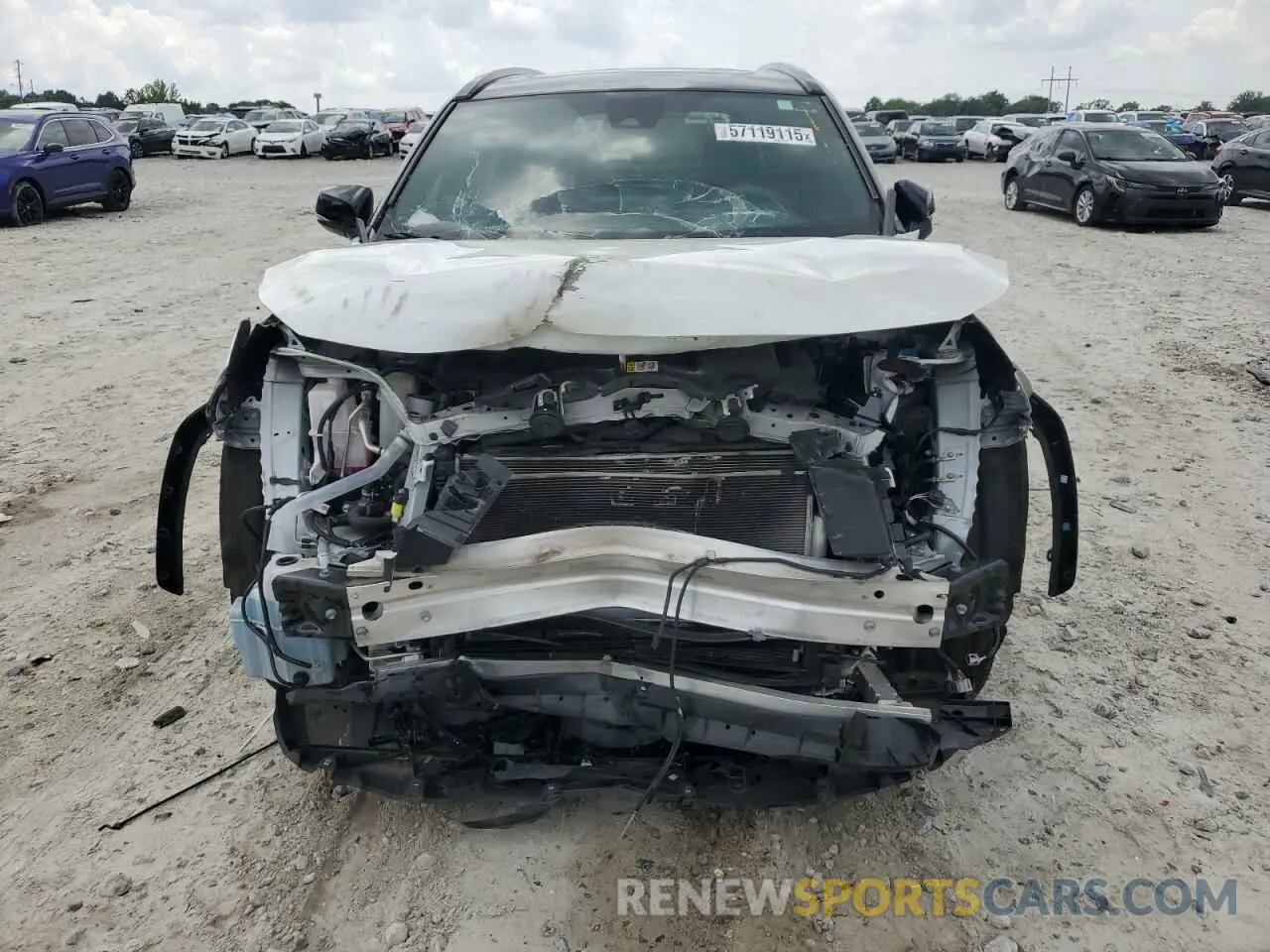 5 Photograph of a damaged car 2T3E6RFVXNW030847 TOYOTA RAV4 2022