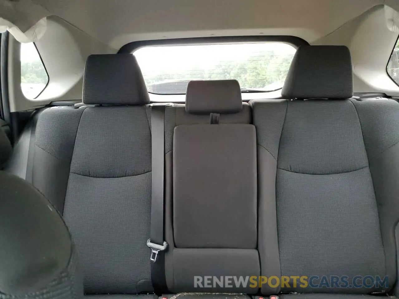 10 Photograph of a damaged car 2T3F1RFV0NC269280 TOYOTA RAV4 2022