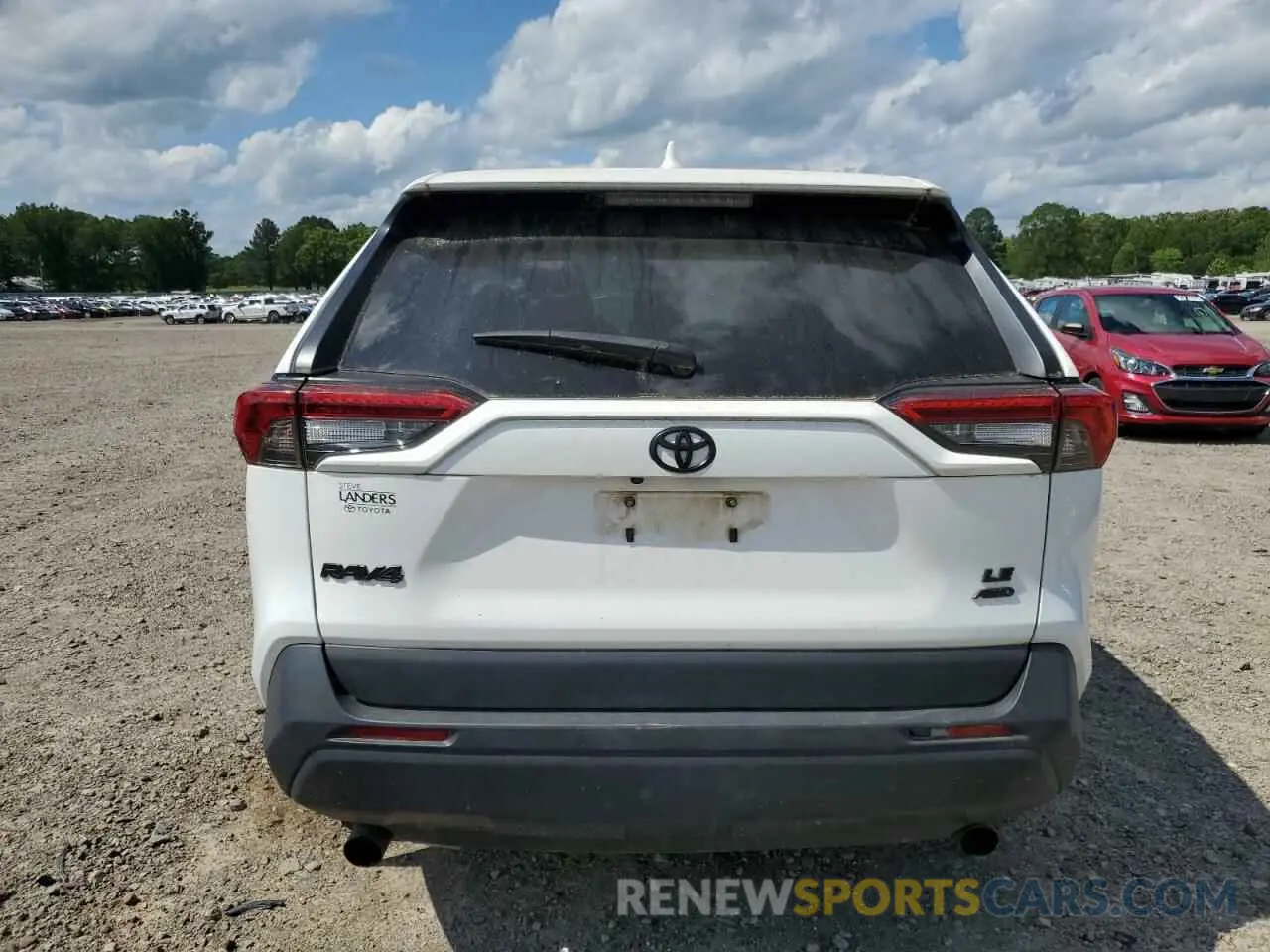 6 Photograph of a damaged car 2T3F1RFV0NC280019 TOYOTA RAV4 2022