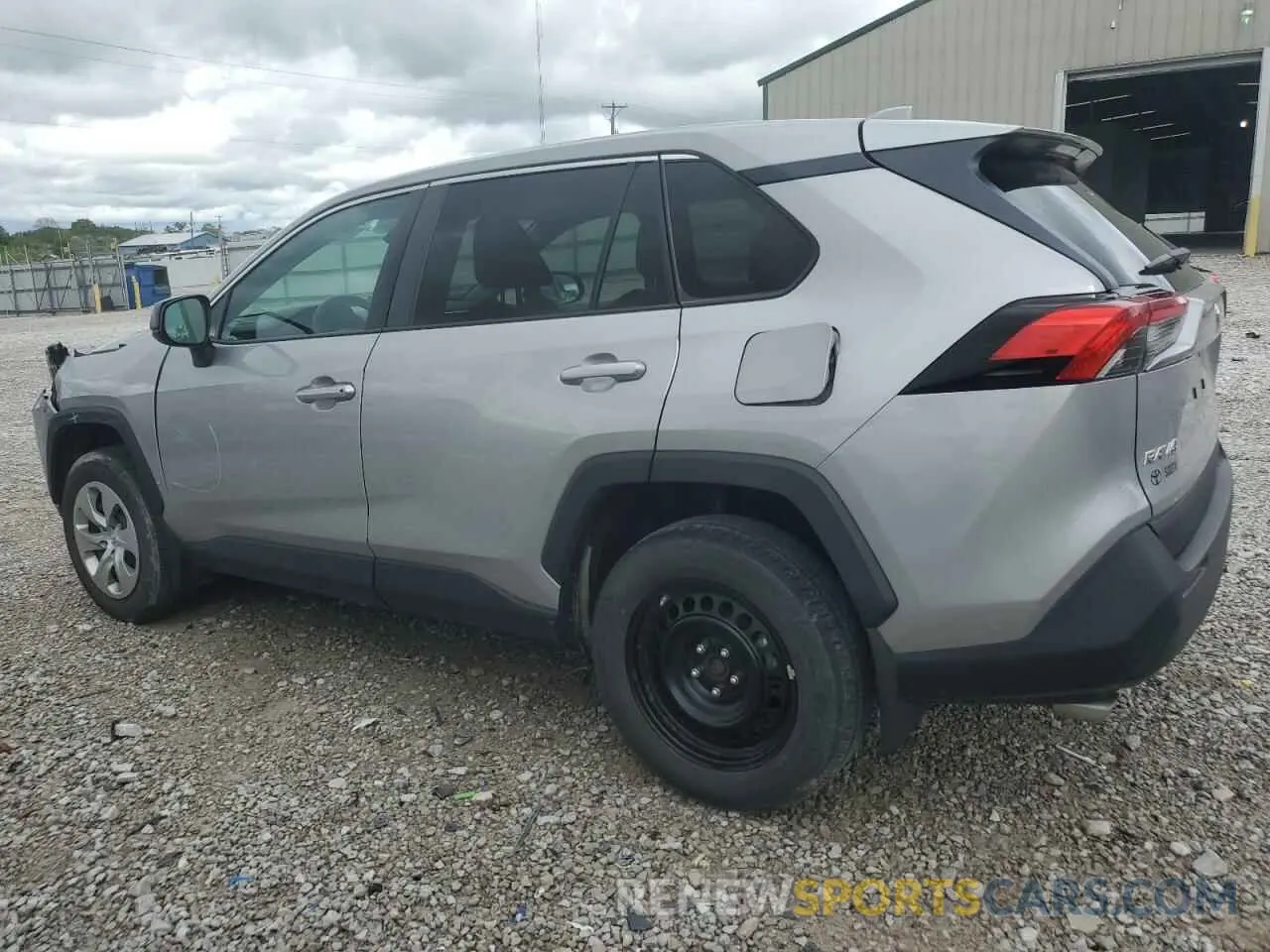 2 Photograph of a damaged car 2T3F1RFV0NW257046 TOYOTA RAV4 2022