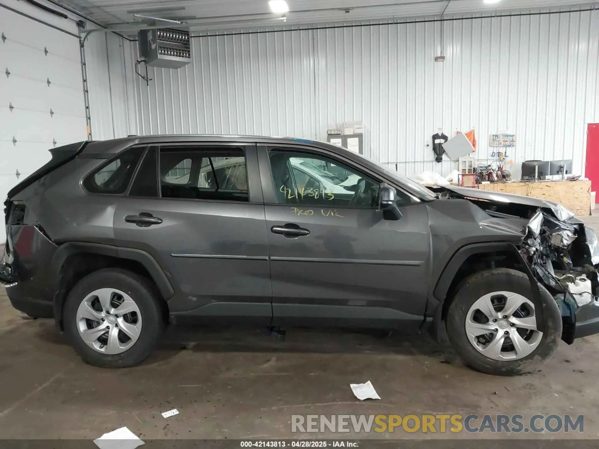 12 Фотография поврежденного автомобиля 2T3F1RFV1NC302089 TOYOTA RAV4 2022