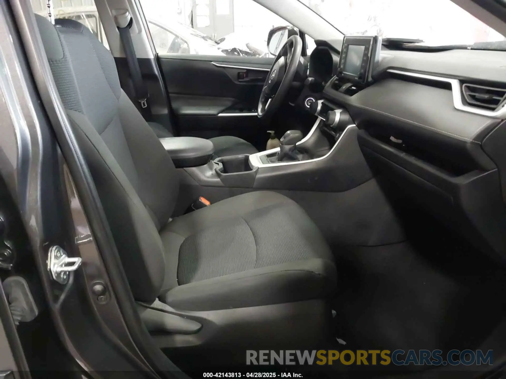 5 Фотография поврежденного автомобиля 2T3F1RFV1NC302089 TOYOTA RAV4 2022