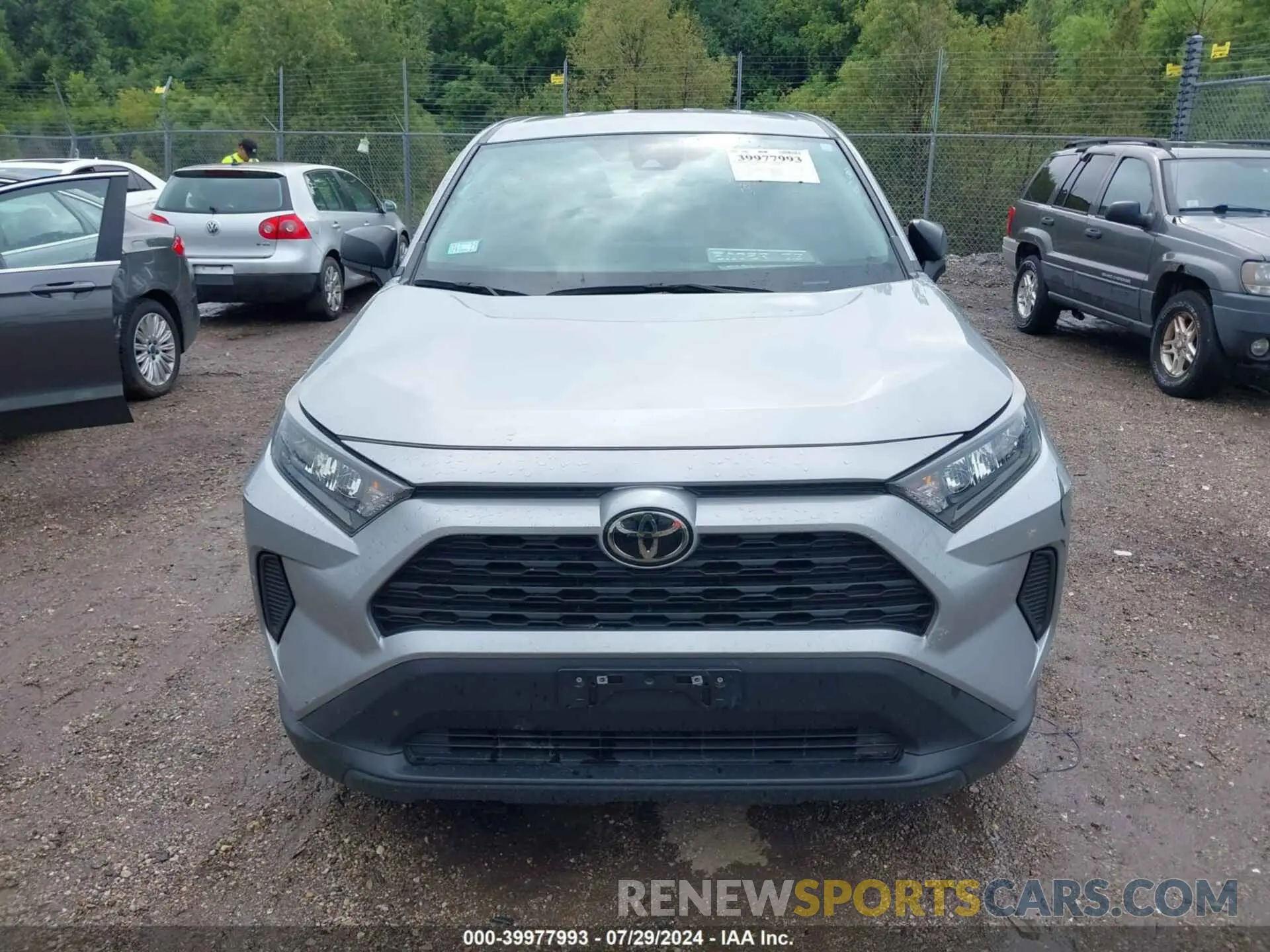 12 Photograph of a damaged car 2T3F1RFV2NW276536 TOYOTA RAV4 2022