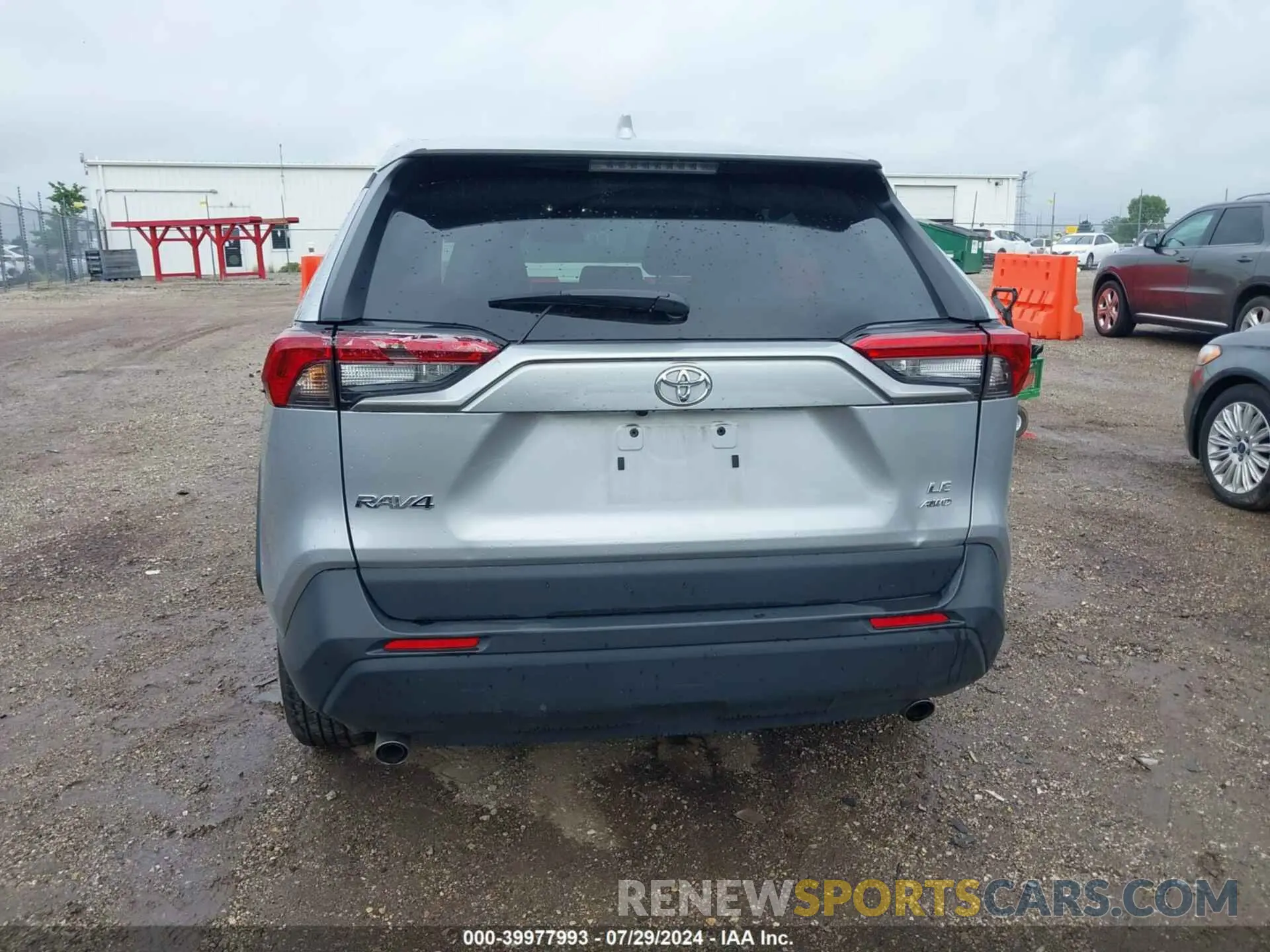 16 Photograph of a damaged car 2T3F1RFV2NW276536 TOYOTA RAV4 2022