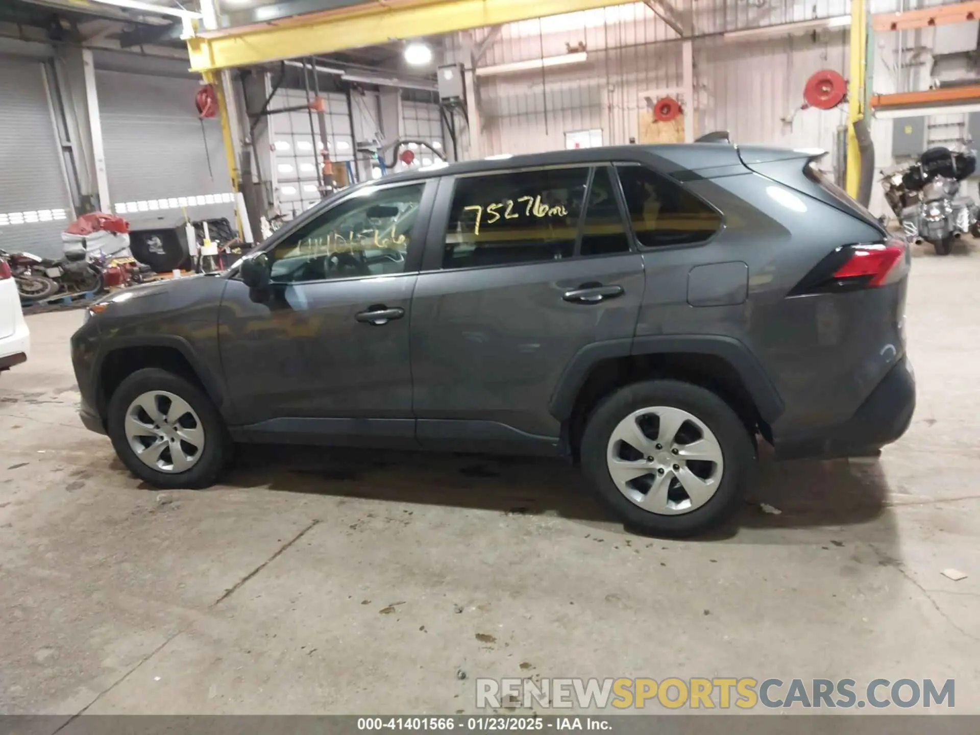 14 Фотография поврежденного автомобиля 2T3F1RFV5NC283238 TOYOTA RAV4 2022