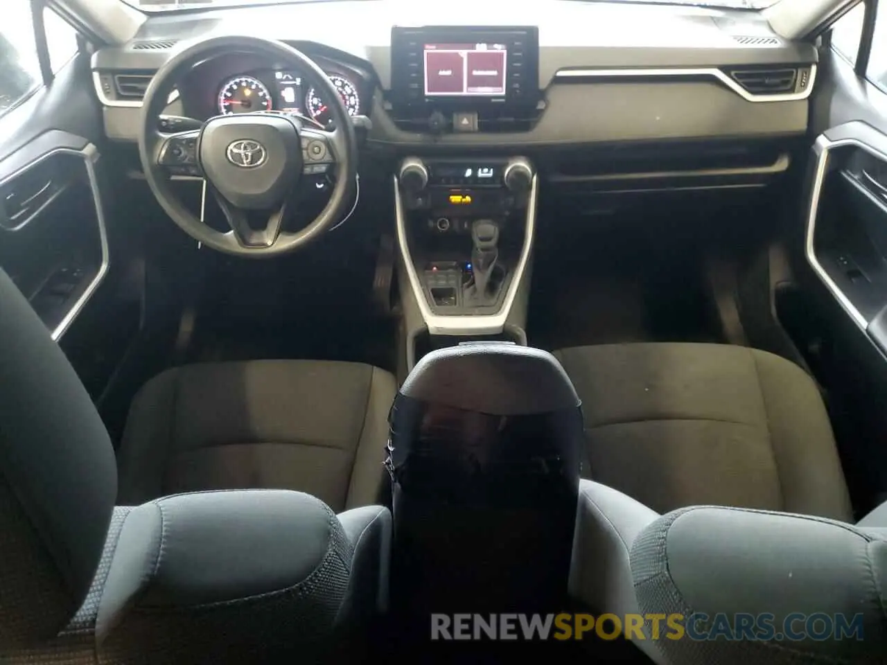 8 Photograph of a damaged car 2T3F1RFV5NC305349 TOYOTA RAV4 2022