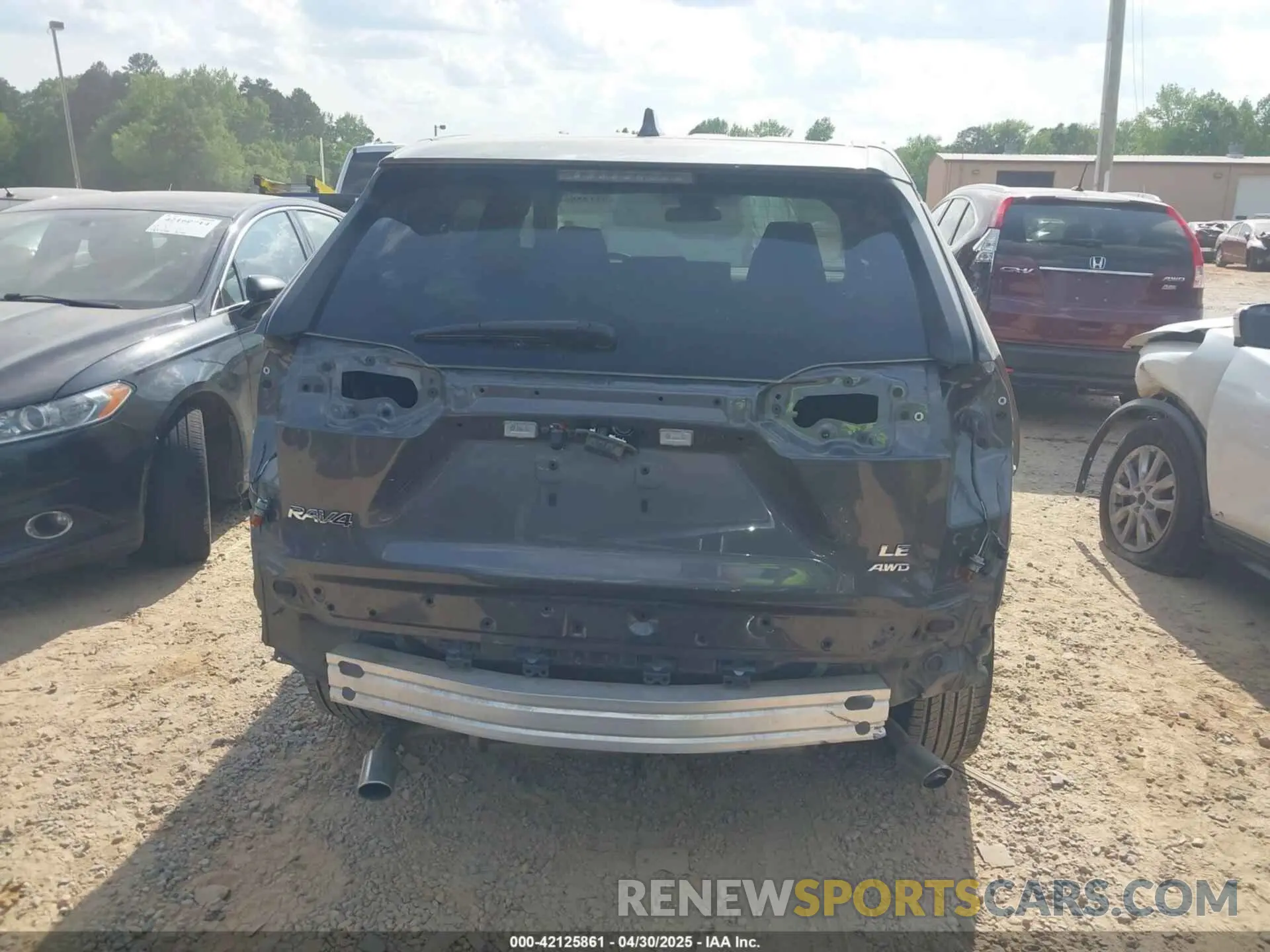 16 Photograph of a damaged car 2T3F1RFV6NC322161 TOYOTA RAV4 2022