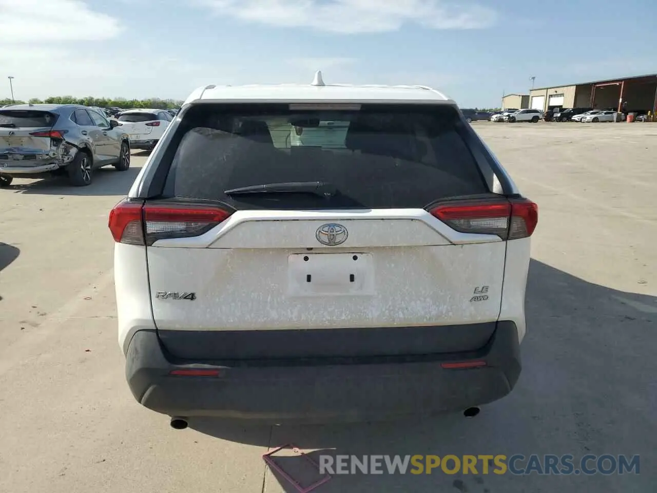 6 Photograph of a damaged car 2T3F1RFV7NC308320 TOYOTA RAV4 2022