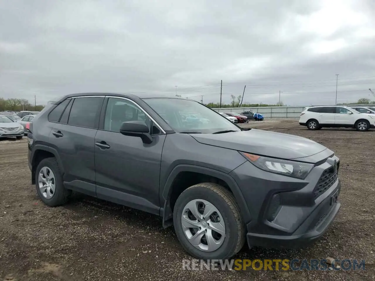 4 Photograph of a damaged car 2T3F1RFVXNW305409 TOYOTA RAV4 2022