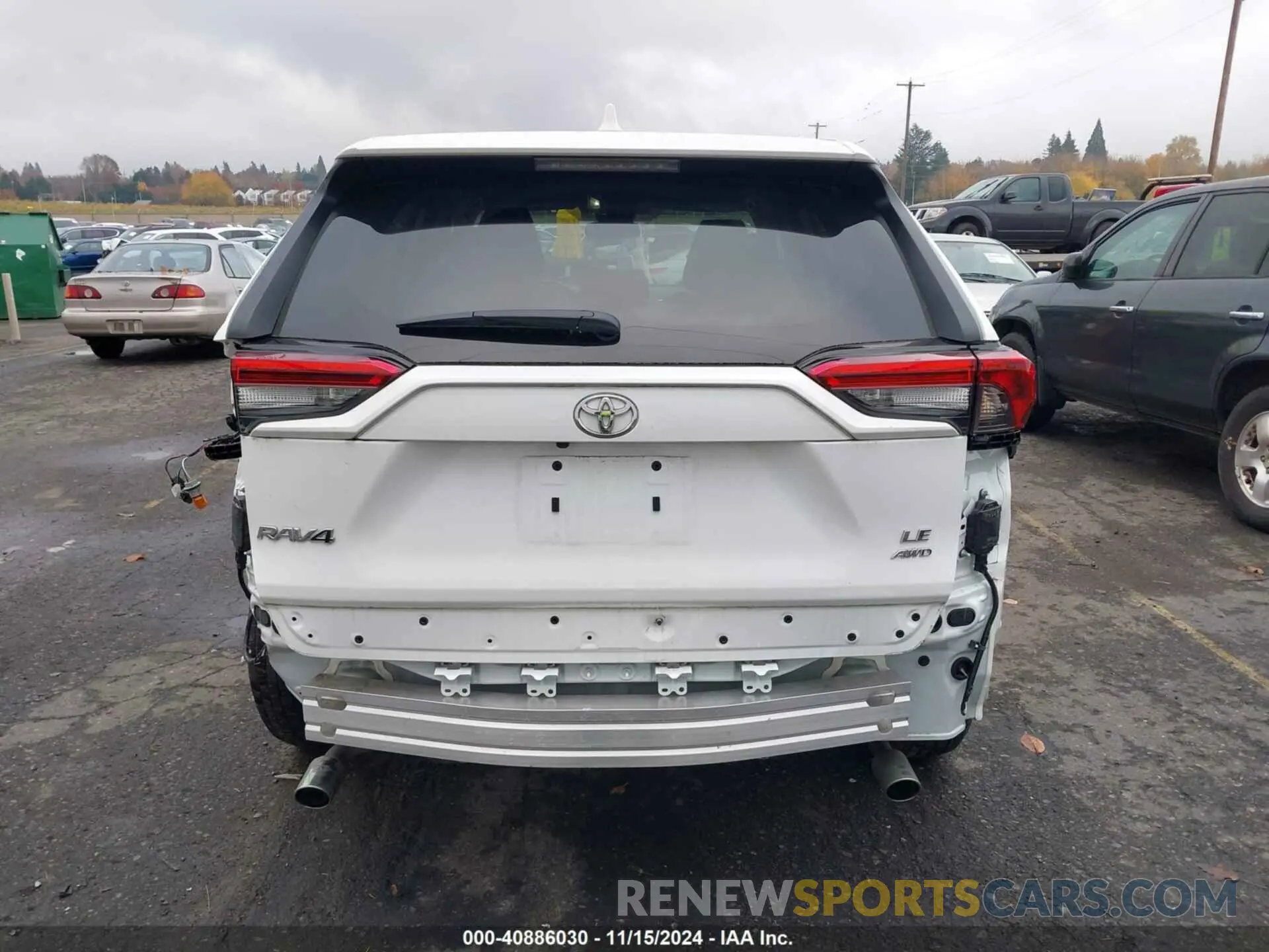 16 Photograph of a damaged car 2T3G1RFV2NW282261 TOYOTA RAV4 2022