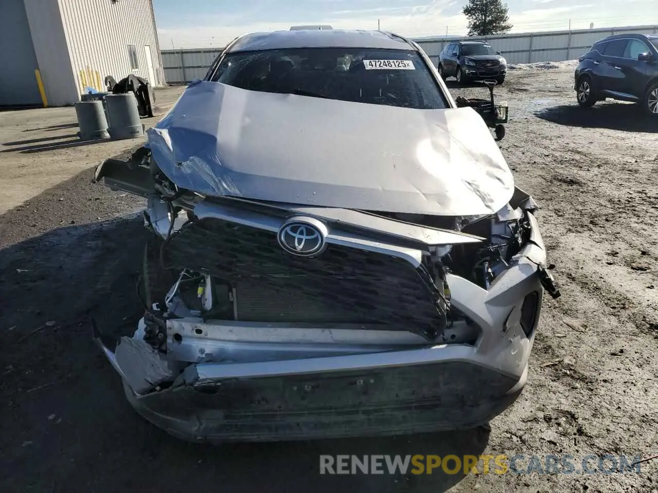 5 Photograph of a damaged car 2T3G1RFV3NC309775 TOYOTA RAV4 2022