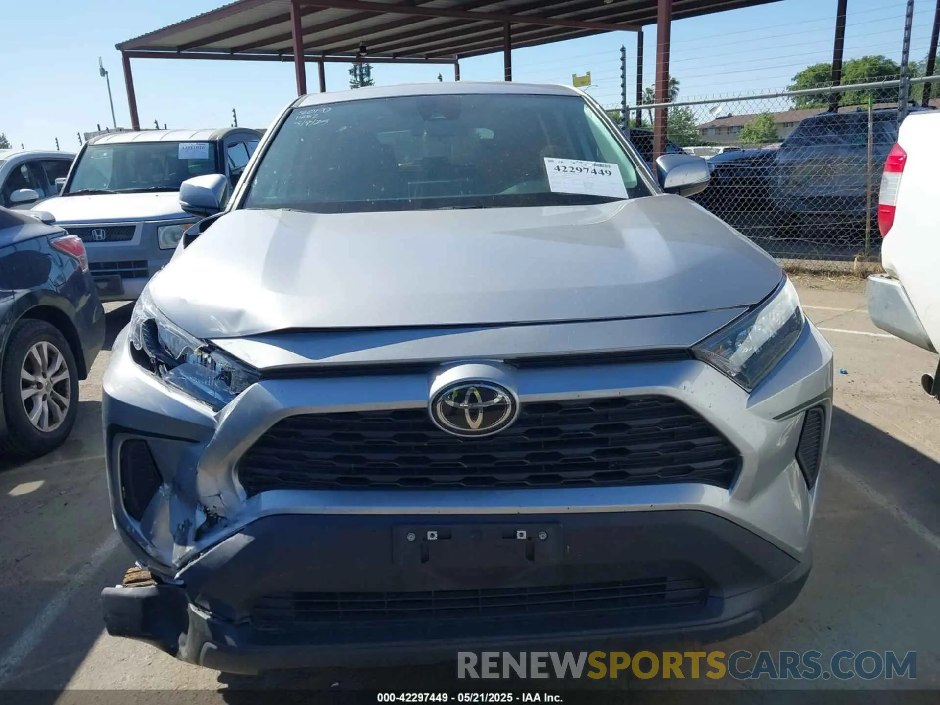 12 Photograph of a damaged car 2T3G1RFV4NC303838 TOYOTA RAV4 2022