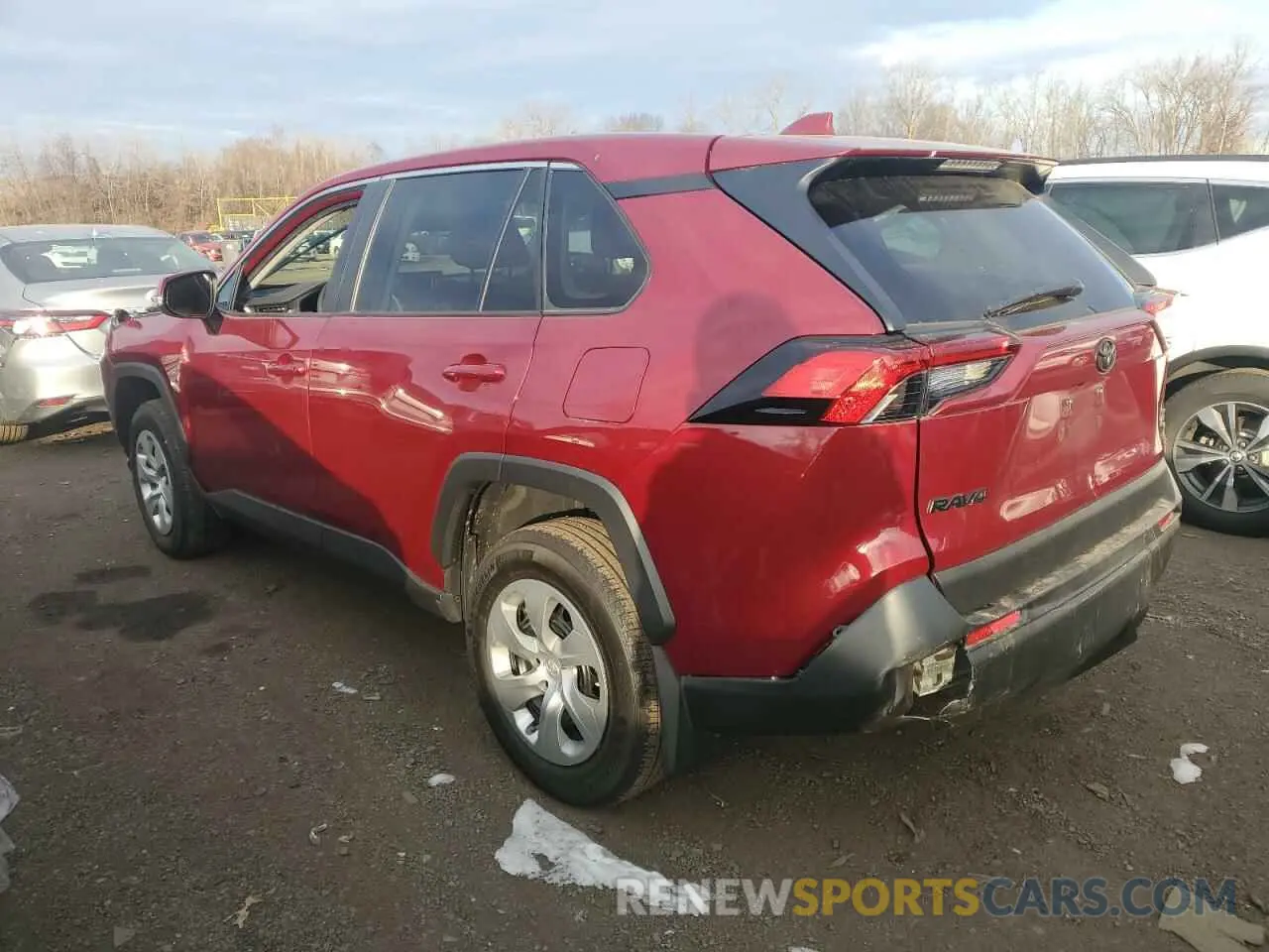 2 Photograph of a damaged car 2T3G1RFV6NW298625 TOYOTA RAV4 2022