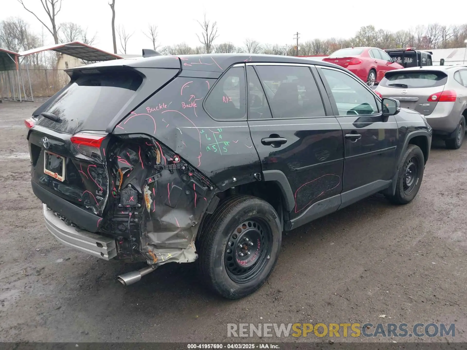 4 Photograph of a damaged car 2T3G1RFV7NW317134 TOYOTA RAV4 2022