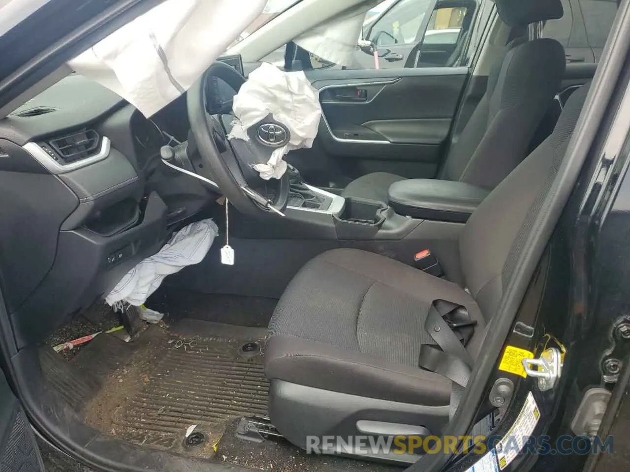 7 Photograph of a damaged car 2T3G1RFV9NC264955 TOYOTA RAV4 2022